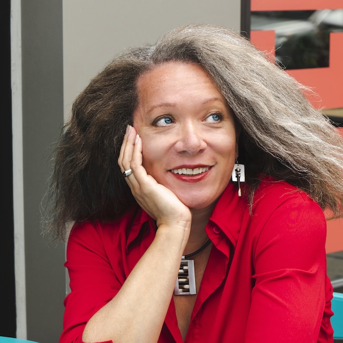 Headshot of Tara Campbell